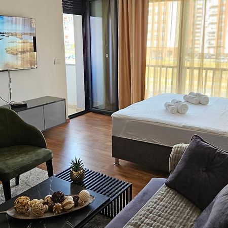 Podgorica Apartments Planet ภายนอก รูปภาพ