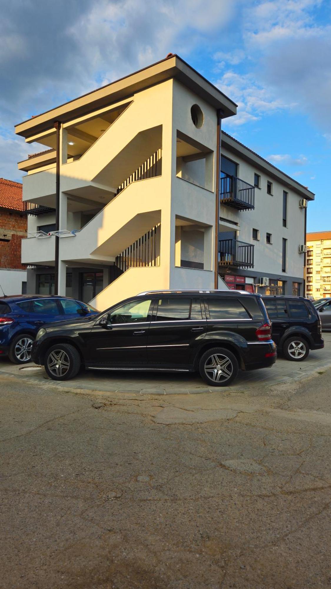 Podgorica Apartments Planet ภายนอก รูปภาพ