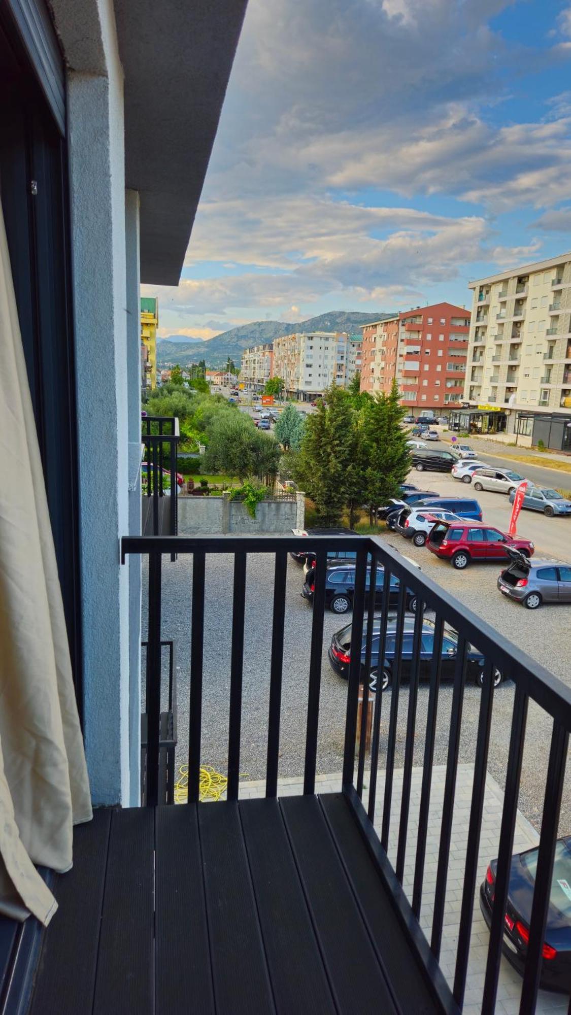 Podgorica Apartments Planet ภายนอก รูปภาพ