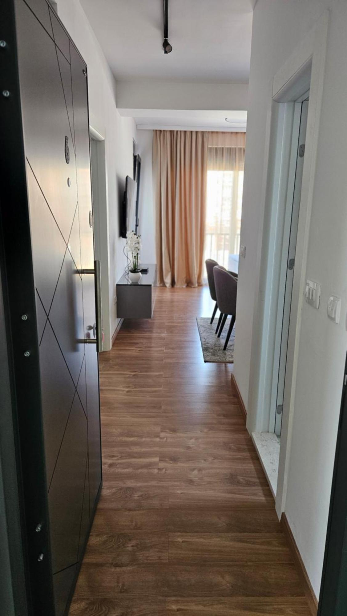 Podgorica Apartments Planet ภายนอก รูปภาพ